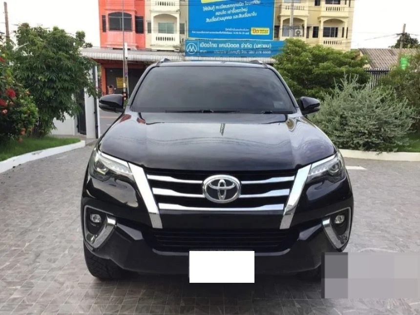 2019 Toyota Fortuner 2.4L Turbo Diesel | 25,000 KM | 7-Seater Adventure SUV